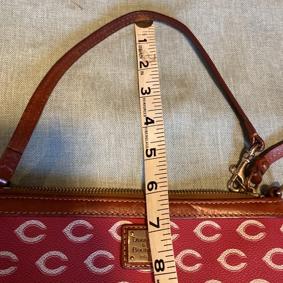 Cincinnati Reds wristlet - Picture 6 of 6